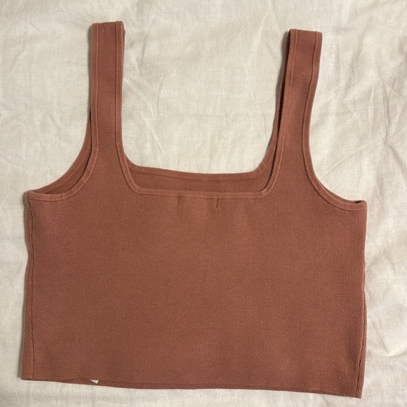 Good American Dusty Rose Cupped Crop - Picture 3 of 3